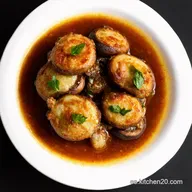 Champi&ntilde;ones al Ajillo Tapas Espa&ntilde;olas F&aacute;ciles y Sabrosas