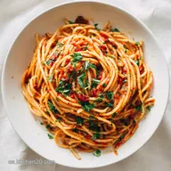Espagueti Arrabbiata: Receta Tradicional para 4 Raciones