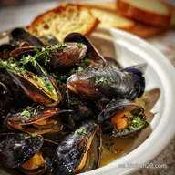 Mejillones al Vapor con Vino Blanco en 10 Minutos