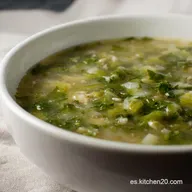 Sopa de Ajo Receta: El Abrazo Calentito de la Abuela