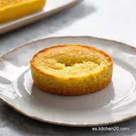 Torta de Aceite Sevillana Un Bocado Crujiente de Andaluc&iacute;a