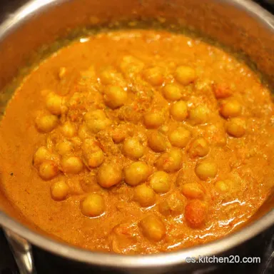 Curry de Garbanzos Expr&eacute;s Tu Receta F&aacute;cil India en 30 Tarjeta de receta